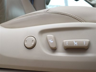 2023 Toyota LAND CRUISER PRADO thumbnail 44