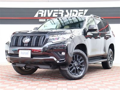2023 Toyota LAND CRUISER PRADO photo 1