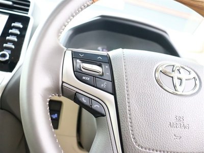 2023 Toyota LAND CRUISER PRADO thumbnail 38