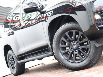 2023 Toyota LAND CRUISER PRADO thumbnail 33
