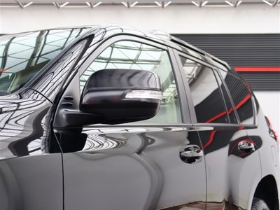 2023 Toyota LAND CRUISER PRADO thumbnail 26