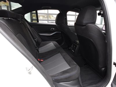 صورة مصغرة 23 لـ 2026 BMW 3 SERIES