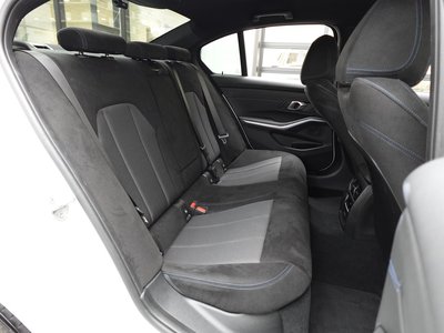 صورة مصغرة 22 لـ 2026 BMW 3 SERIES