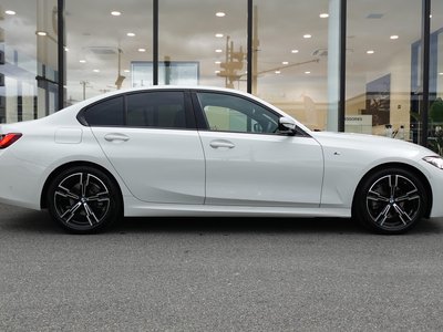 صورة مصغرة 11 لـ 2026 BMW 3 SERIES