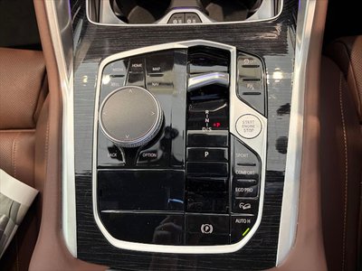 2025 BMW X6 thumbnail 32