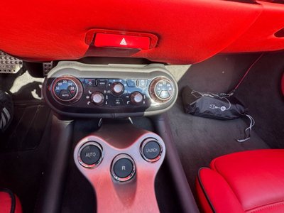 2011 Ferrari CALIFORNIA — фото 16