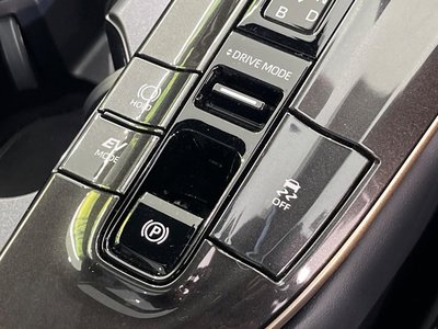 2024 Toyota CROWN SPORT 照片 35