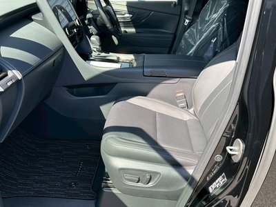 صورة 38 لـ 2025 Toyota ALPHARD