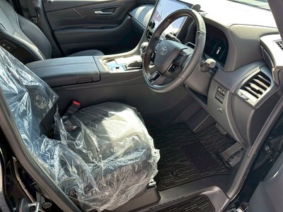 صورة 18 لـ 2025 Toyota ALPHARD