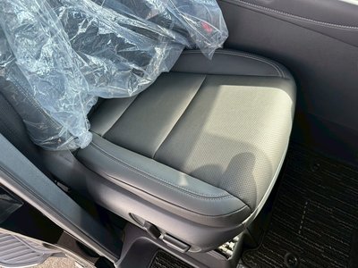 صورة 35 لـ 2025 Toyota ALPHARD
