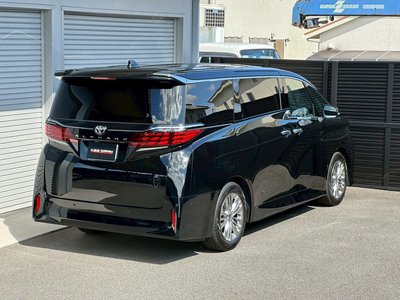 صورة 12 لـ 2025 Toyota ALPHARD