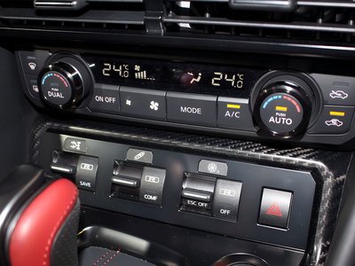 صورة مصغرة 13 لـ 2024 Nissan GT-R