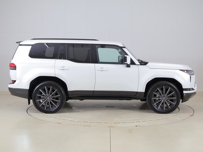 2025 Lexus GX — фото 4