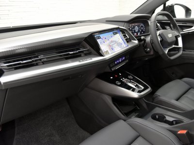 صورة 8 لـ 2025 AUDI Q4 SPORTBACK E-TRON