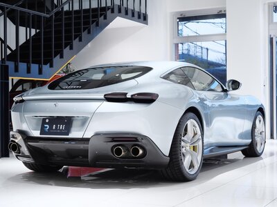 صورة 24 لـ 2021 Ferrari ROMA