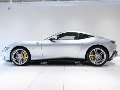 صورة 34 لـ 2021 Ferrari ROMA