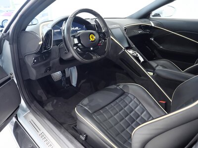 صورة 84 لـ 2021 Ferrari ROMA