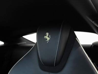 صورة 90 لـ 2021 Ferrari ROMA