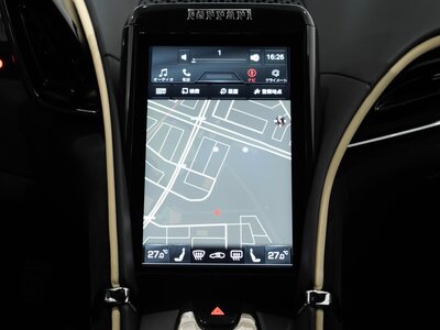 صورة 130 لـ 2021 Ferrari ROMA