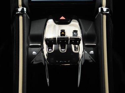 صورة 132 لـ 2021 Ferrari ROMA