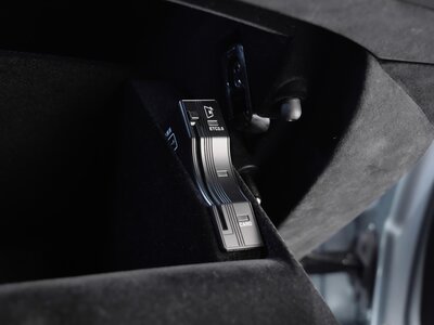 صورة 144 لـ 2021 Ferrari ROMA