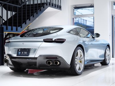 صورة 25 لـ 2021 Ferrari ROMA