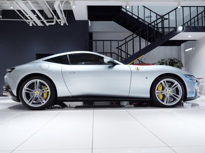 صورة 45 لـ 2021 Ferrari ROMA