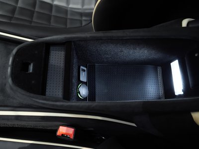 صورة 141 لـ 2021 Ferrari ROMA