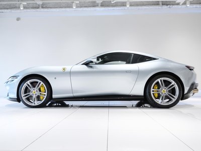 صورة 39 لـ 2021 Ferrari ROMA