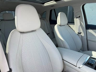 2026 Mercedes-BENZ EQE thumbnail 17