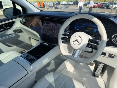 2026 Mercedes-BENZ EQE photo 16