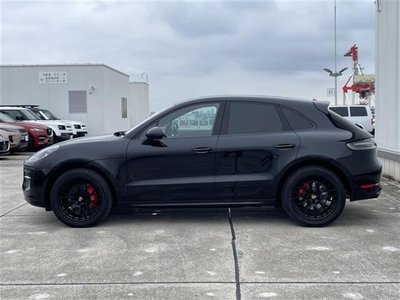 2021 Porsche MACAN thumbnail 38