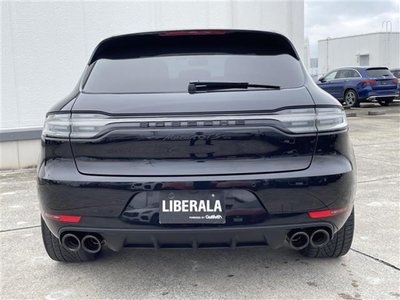 2021 Porsche MACAN thumbnail 34