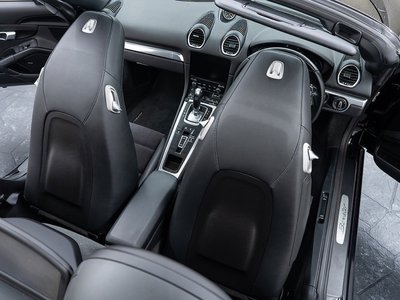 2016 Porsche 718 照片 52