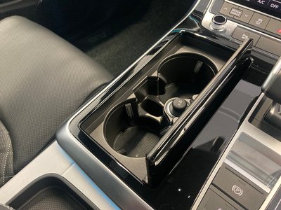 صورة مصغرة 11 لـ 2024 AUDI Q8