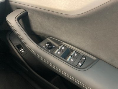 صورة مصغرة 40 لـ 2024 AUDI Q8