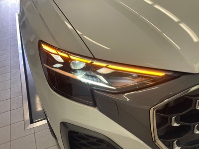 صورة مصغرة 35 لـ 2024 AUDI Q8