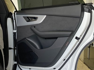 صورة مصغرة 41 لـ 2024 AUDI Q8