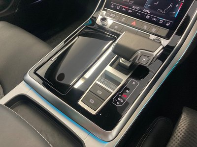 صورة مصغرة 10 لـ 2024 AUDI Q8