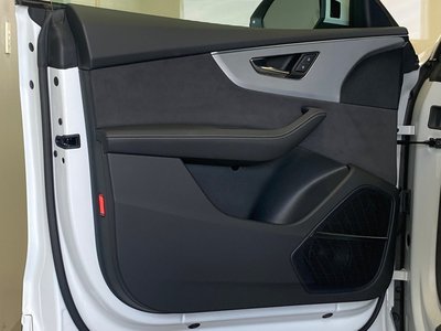 صورة مصغرة 42 لـ 2024 AUDI Q8