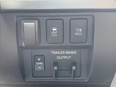 2018 Toyota TUNDRA photo 12
