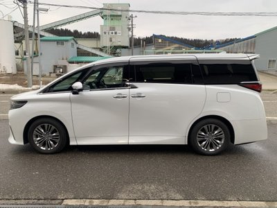 صورة 12 لـ 2023 Toyota ALPHARD