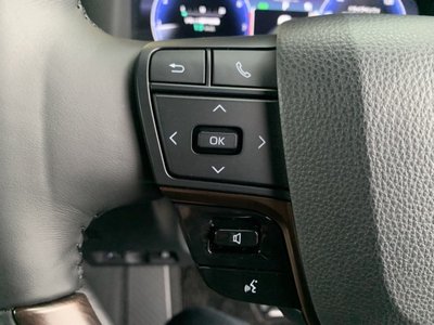 صورة 62 لـ 2023 Toyota ALPHARD