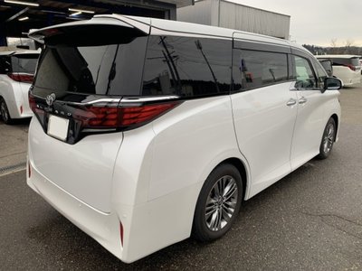 صورة 18 لـ 2023 Toyota ALPHARD