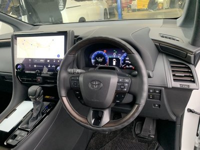 صورة 27 لـ 2023 Toyota ALPHARD