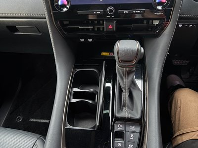 صورة 15 لـ 2023 Toyota ALPHARD