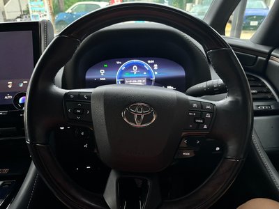 صورة 11 لـ 2023 Toyota ALPHARD