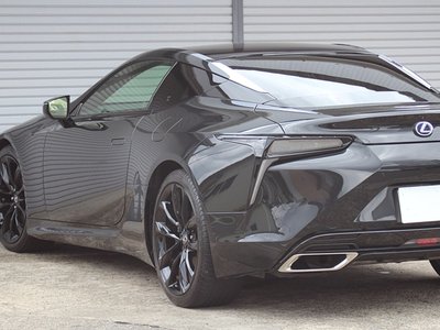 2017 Lexus LC photo 13