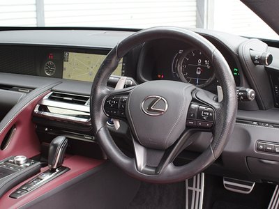 2017 Lexus LC photo 25