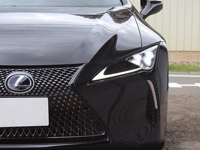 2017 Lexus LC photo 9